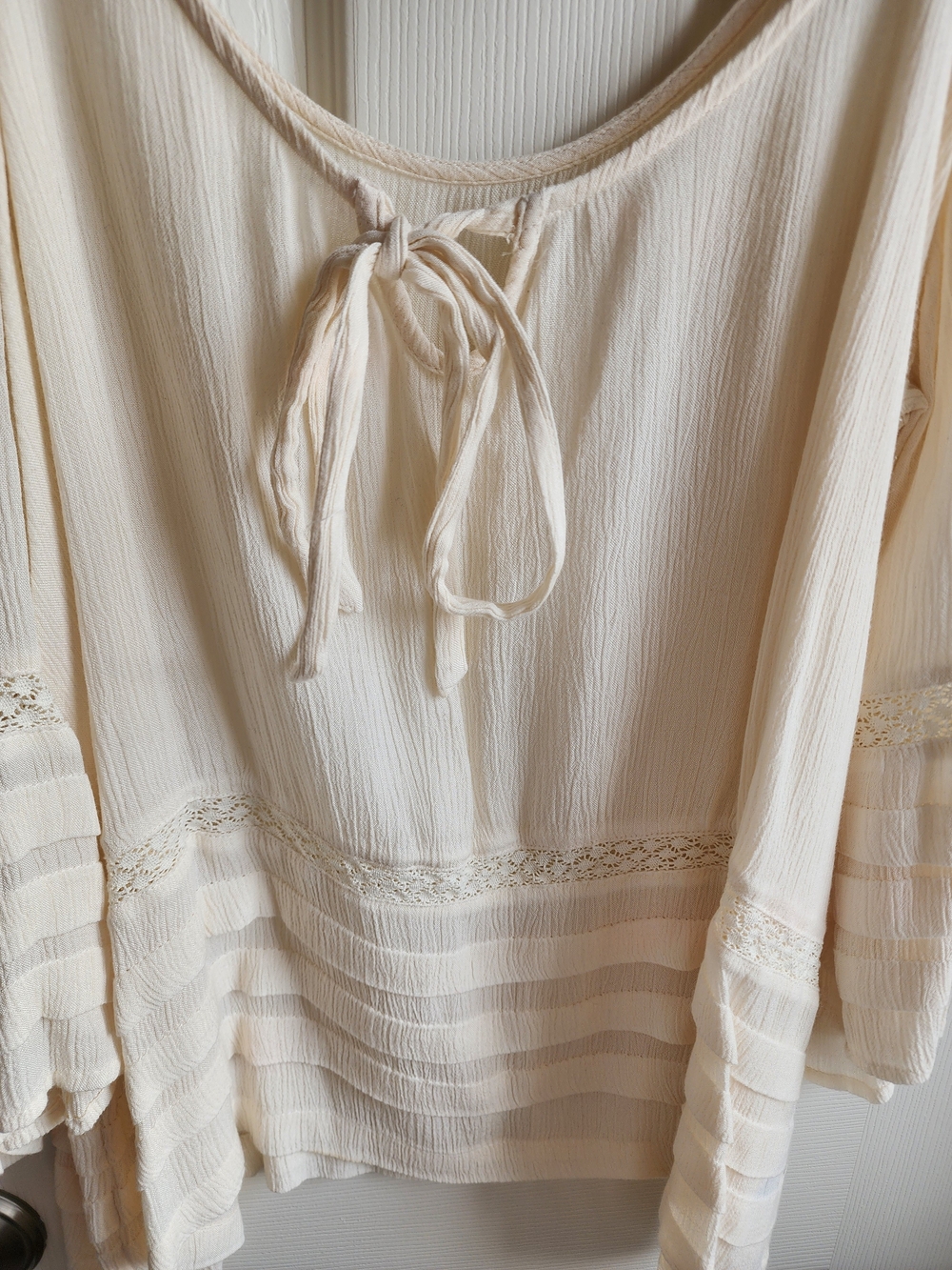 American Eagle Outfitters Cream Cold-Shoulder Tie-Front Camisole Top XL - Picture 5 of 7